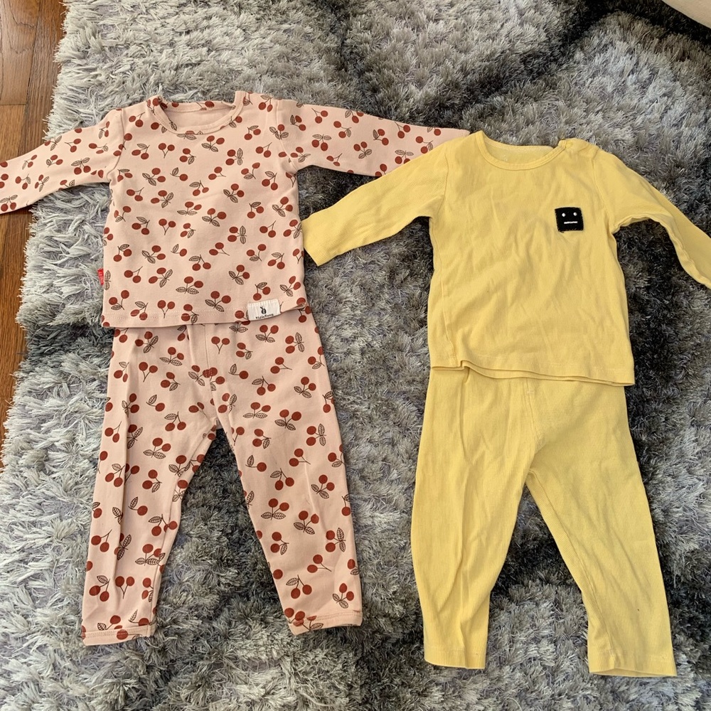 pajamas sets